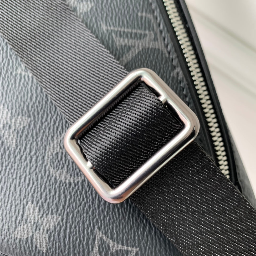 Louis Vuitton Discovery Bumbag Monogram Eclipse Canvas Black
