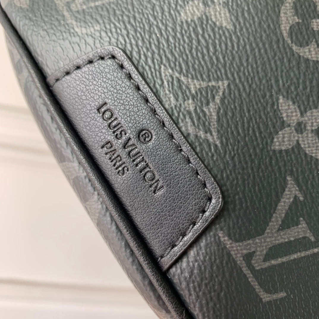 Louis Vuitton Discovery Bumbag Monogram Eclipse Canvas Black