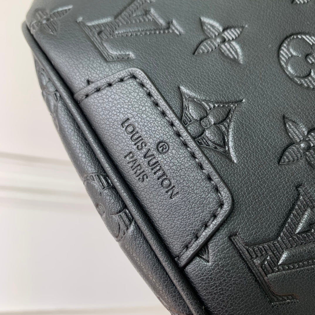 Louis Vuitton Discovery Bumbag - Monogram Shadow Calf Leather, Black