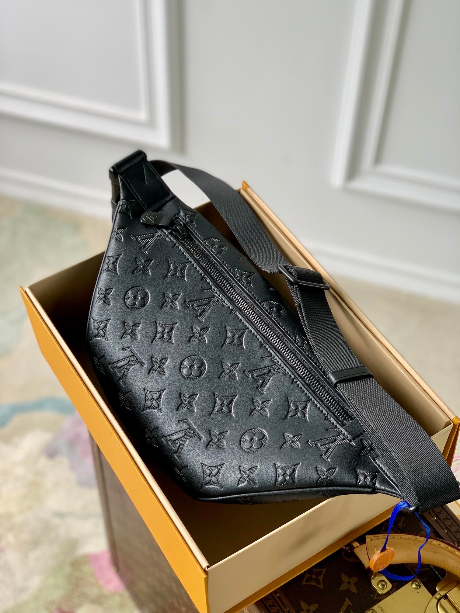 Louis Vuitton Discovery Bumbag - Monogram Shadow Calf Leather, Black