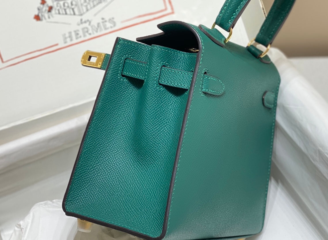 Hermès Kelly II Sellier 20 Mini Malachite Epsom Gold Hardware Handbag