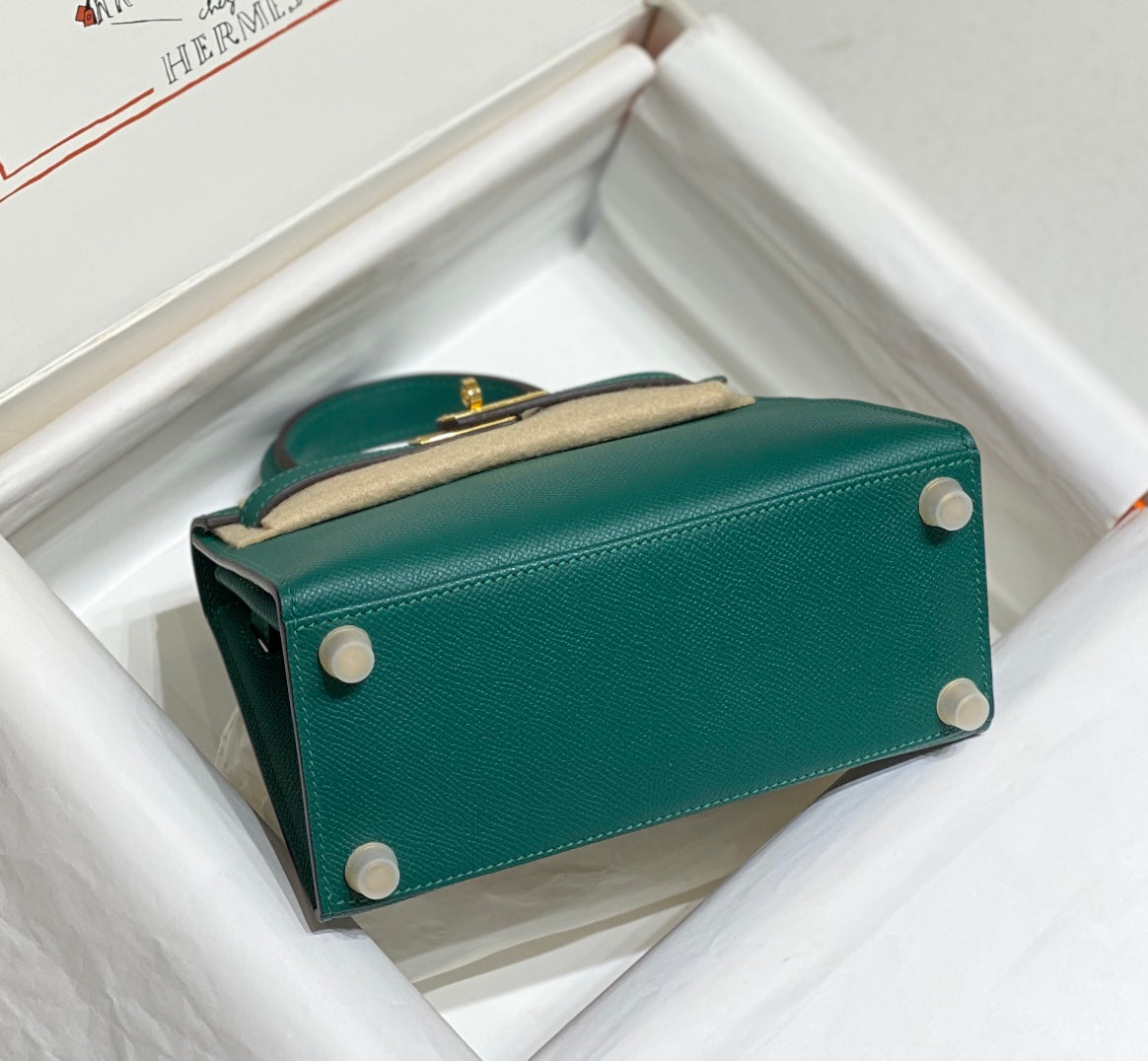 Hermès Kelly II Sellier 20 Mini Malachite Epsom Gold Hardware Handbag