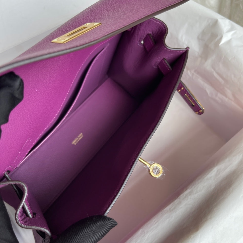 Hermès Kelly To Go Wallet - Purple Leather with Gold Hardware