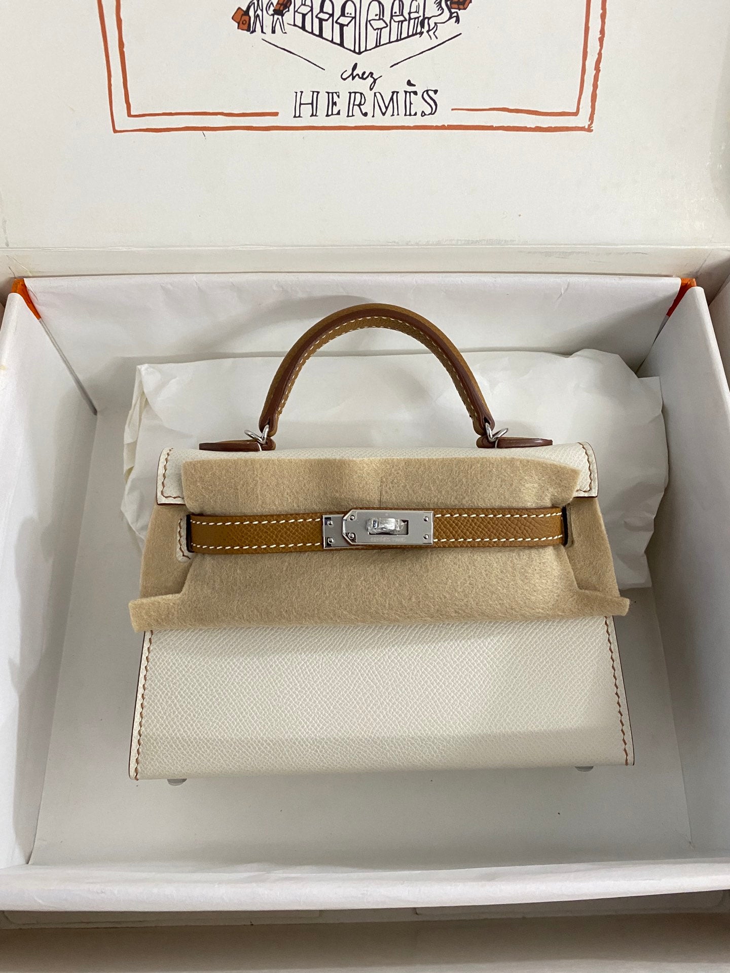 Hermès Kelly Sellier 20 Mini Handbag - Bicolor Nata &amp; Gold Leather with Palladium Hardware