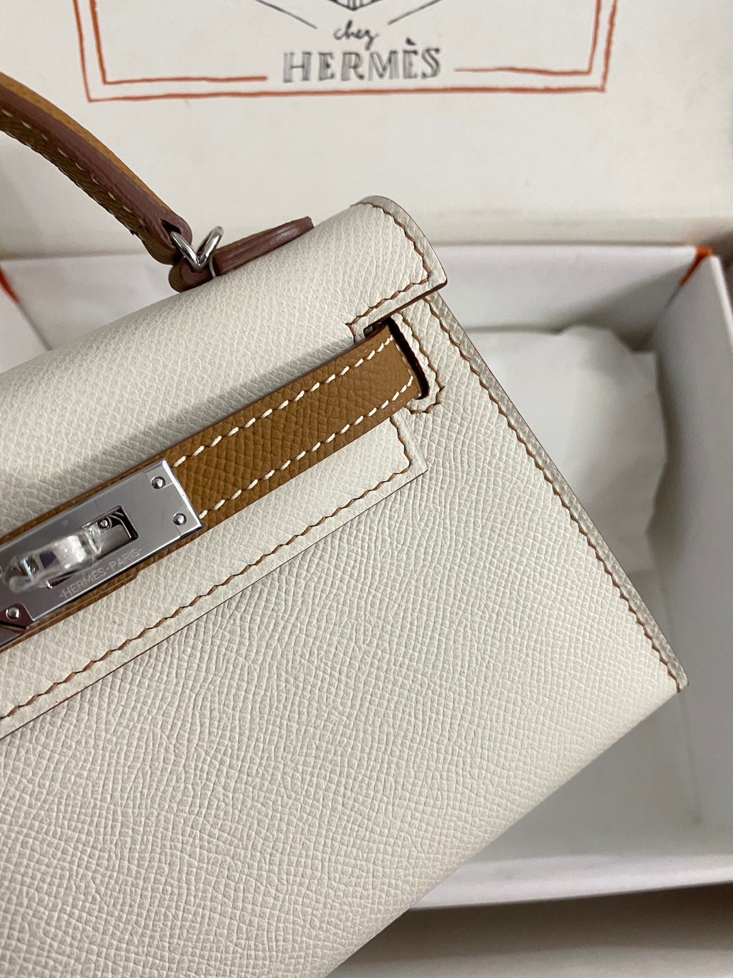 Hermès Kelly Sellier 20 Mini Handbag - Bicolor Nata &amp; Gold Leather with Palladium Hardware