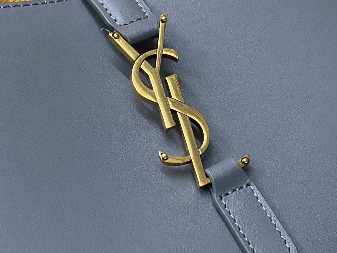 Saint Laurent Le 5 à 7 Small Shoulder Bag in Blue Leather with Gold-Tone YSL Monogram