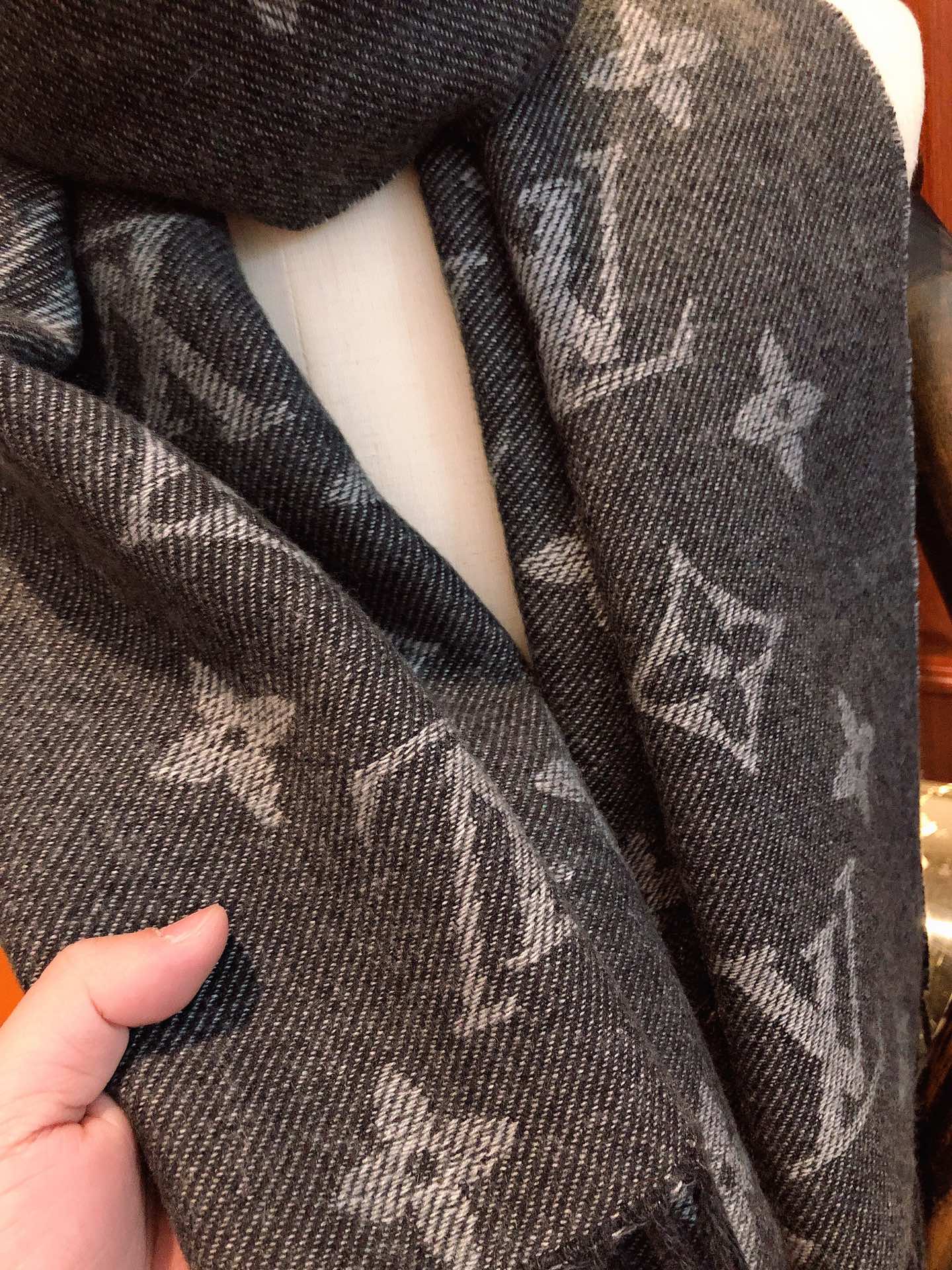 Louis Vuitton Monogram and Houndstooth Reversible Scarf - Charcoal Grey Wool Blend Shawl with Fringe Trim