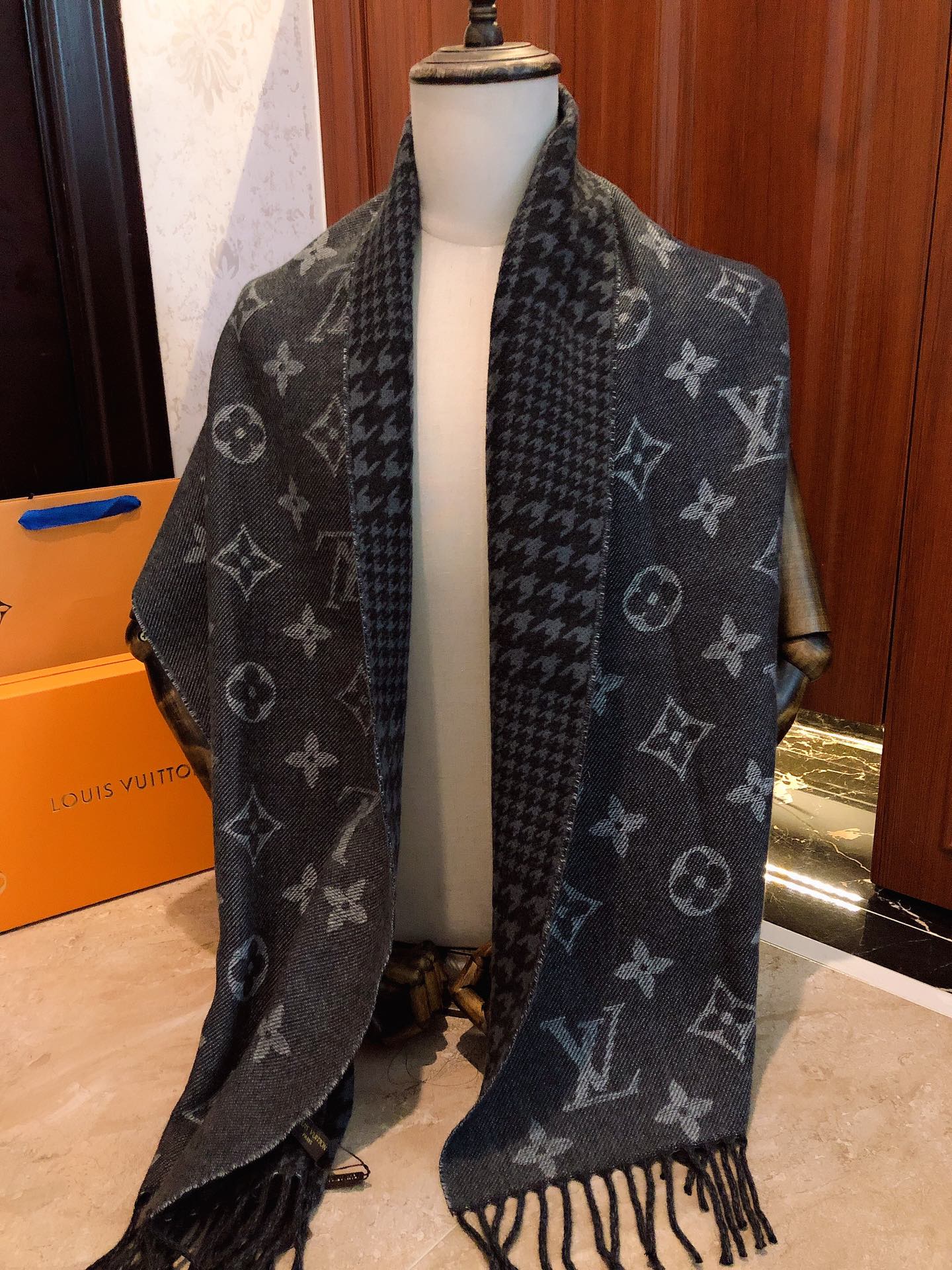Louis Vuitton Monogram and Houndstooth Reversible Scarf - Charcoal Grey Wool Blend Shawl with Fringe Trim