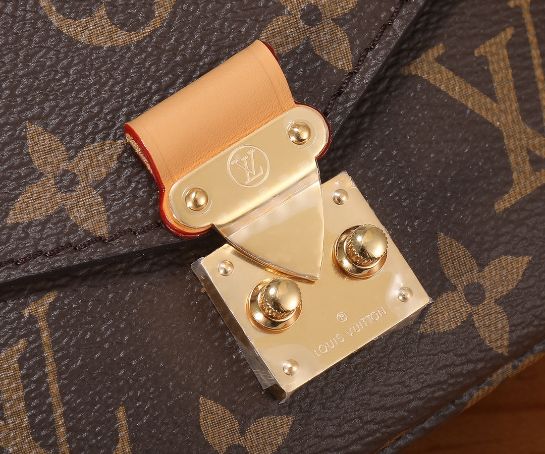 Louis Vuitton Micro Métis Monogram Canvas Mini Bag