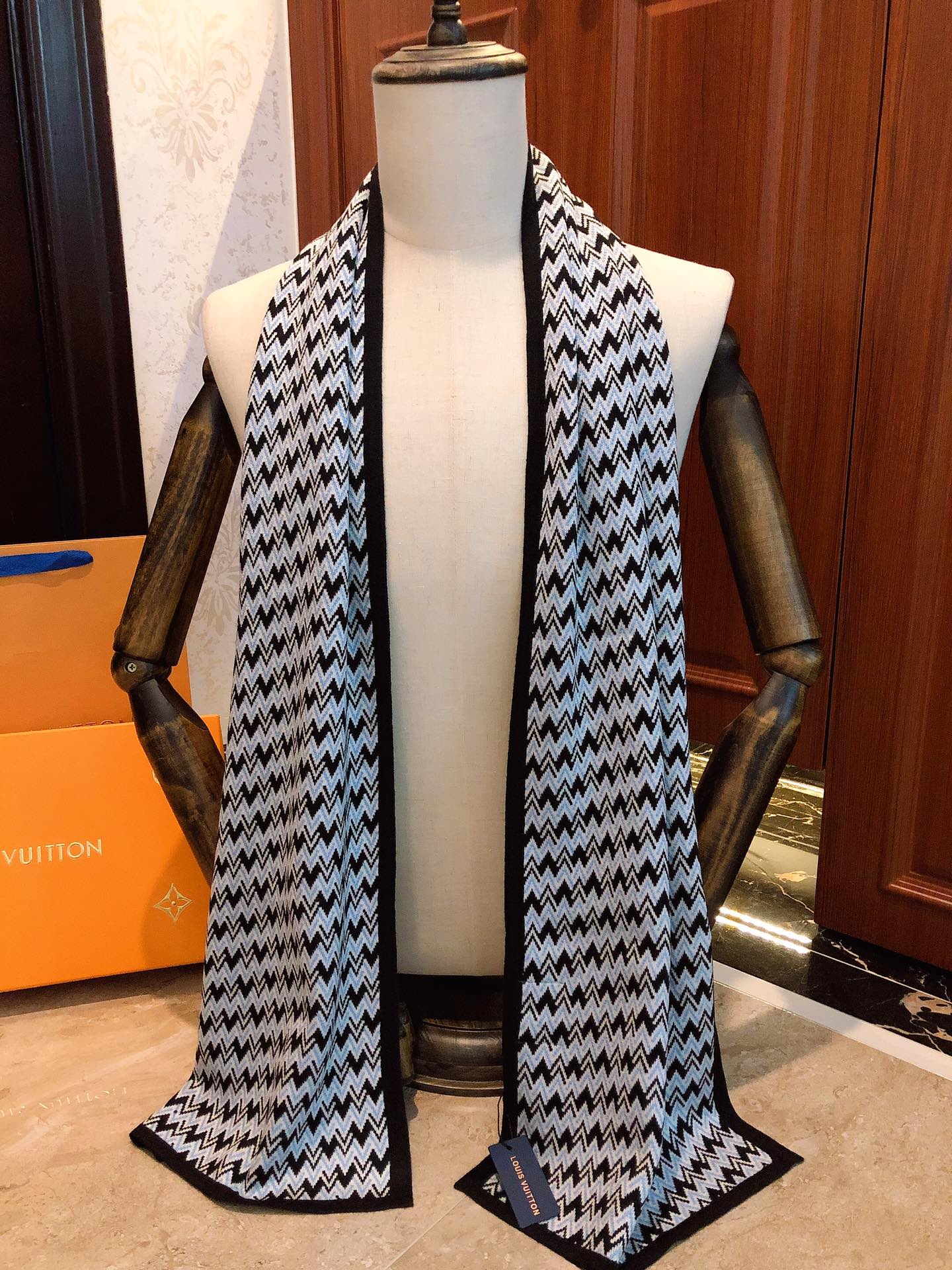 Men's Geometric Chevron Knit Scarf - Black, White, and Blue Patterned Luxury Winter Neck Wrap