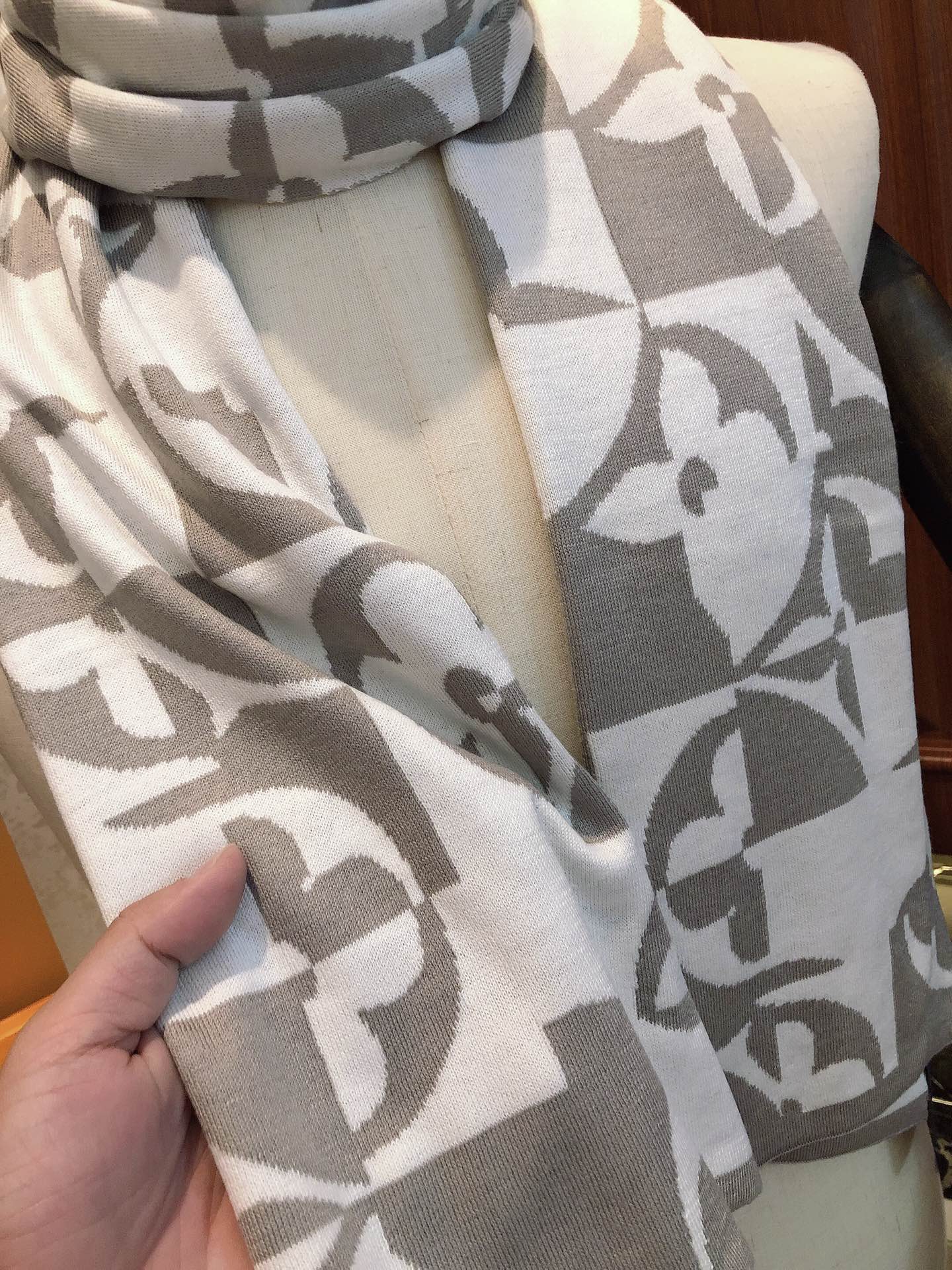 Luxury Monogram Pattern Designer Scarf, White and Grey Soft Winter Wrap for Men and Women
