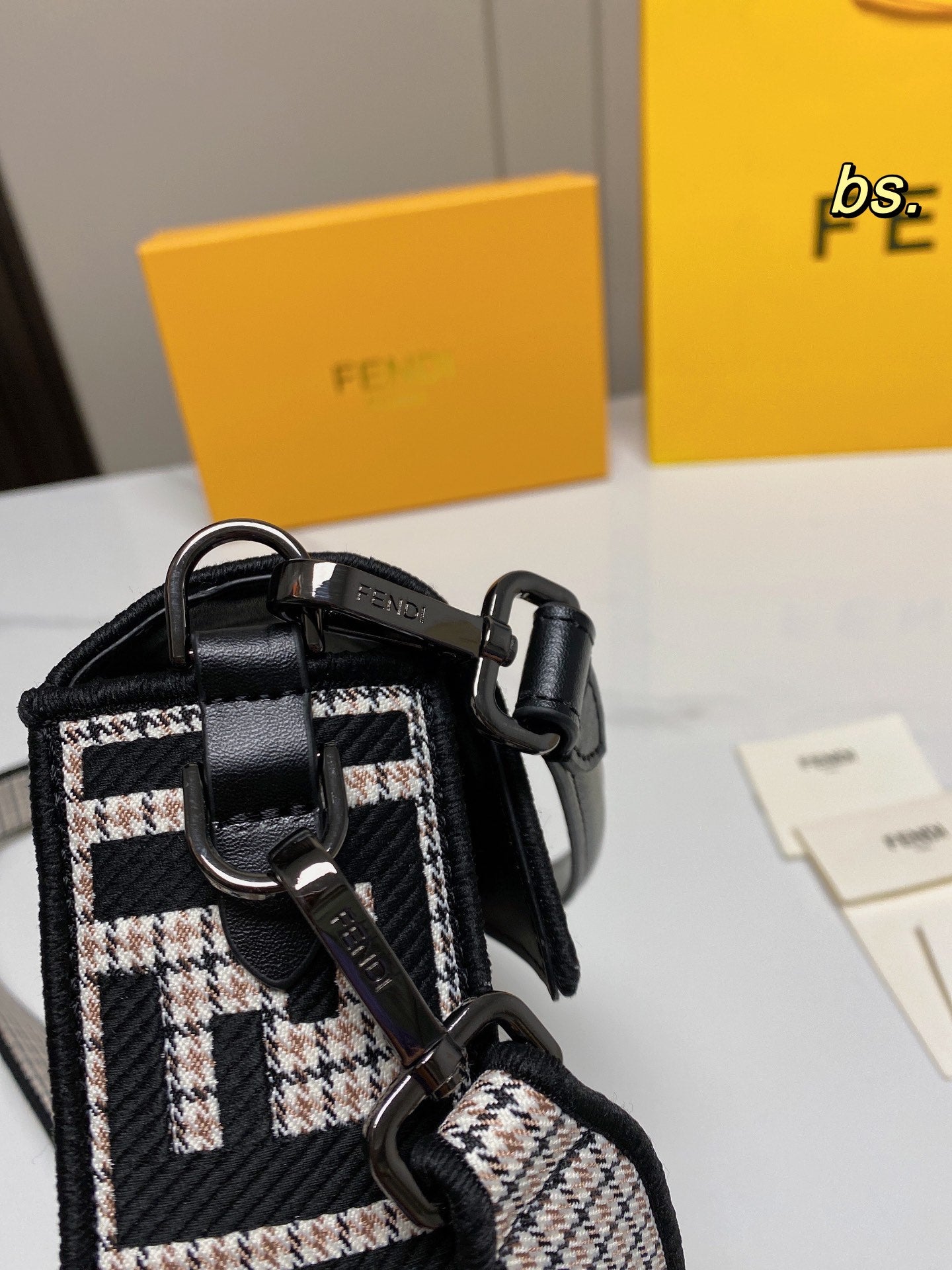 Fendi FF Monogram Canvas Baguette Shoulder Bag - Black/White