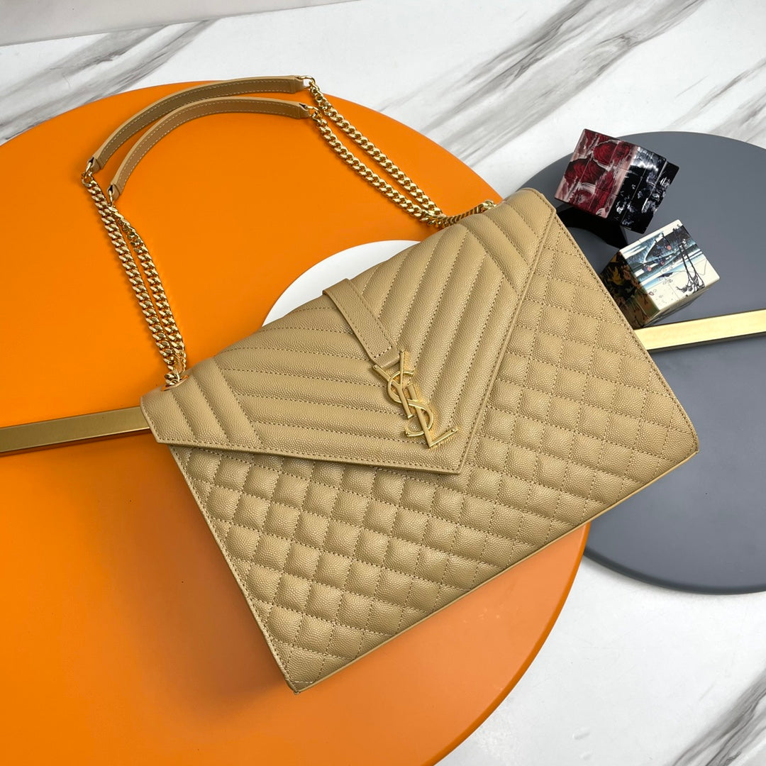 Saint Laurent Envelope Medium Bag in Mix Matelassé Grain de Poudre Leather - Beige