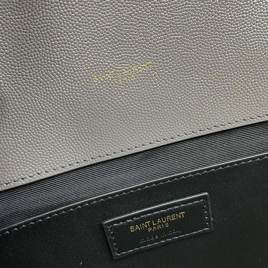 Saint Laurent Large Envelope Bag in Mix Matelassé Grain de Poudre Leather - Grey
