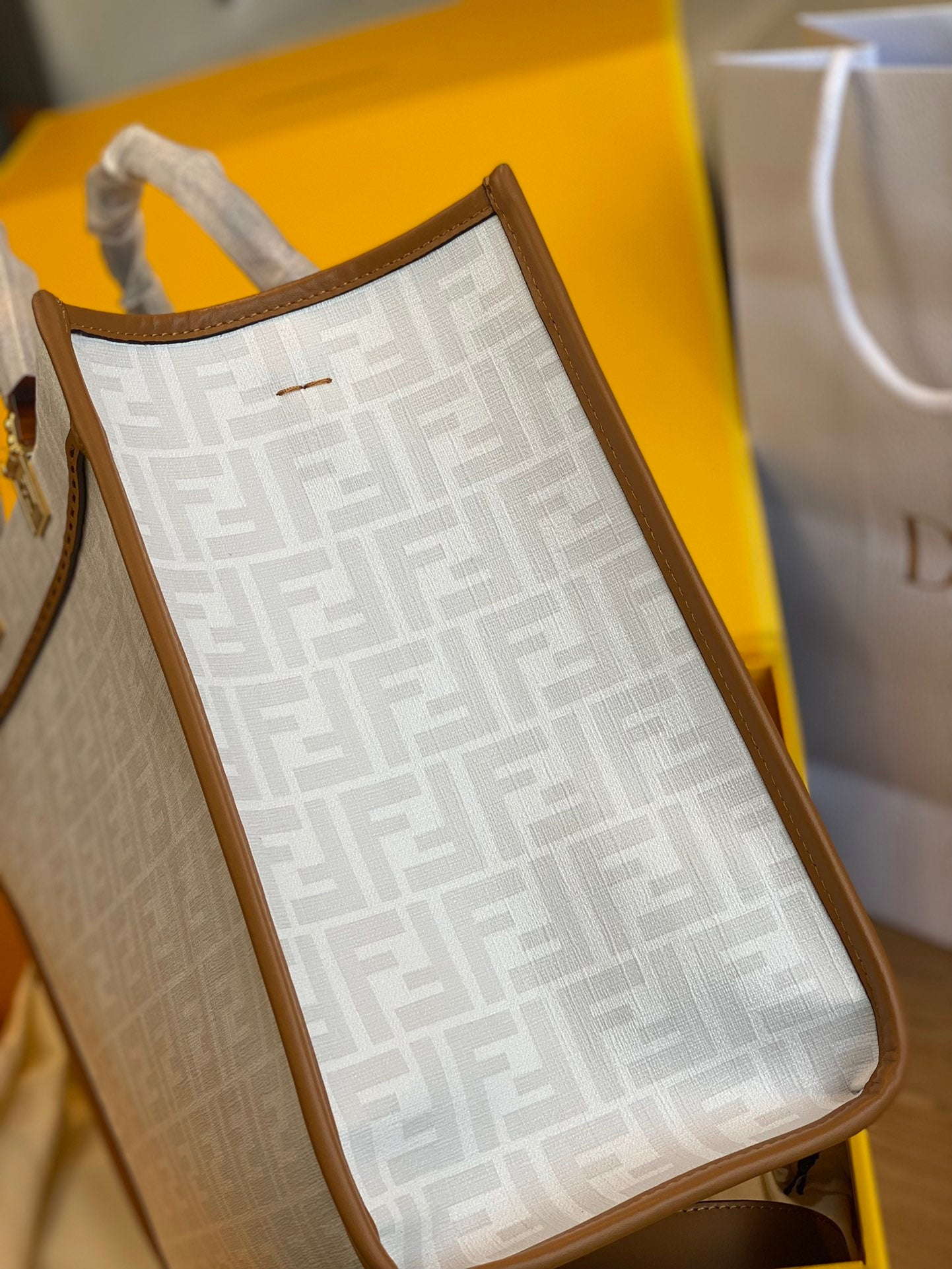 Fendi Antonio Lopez Sunshine Shopper Large Tote Bag - Multicolor Leather