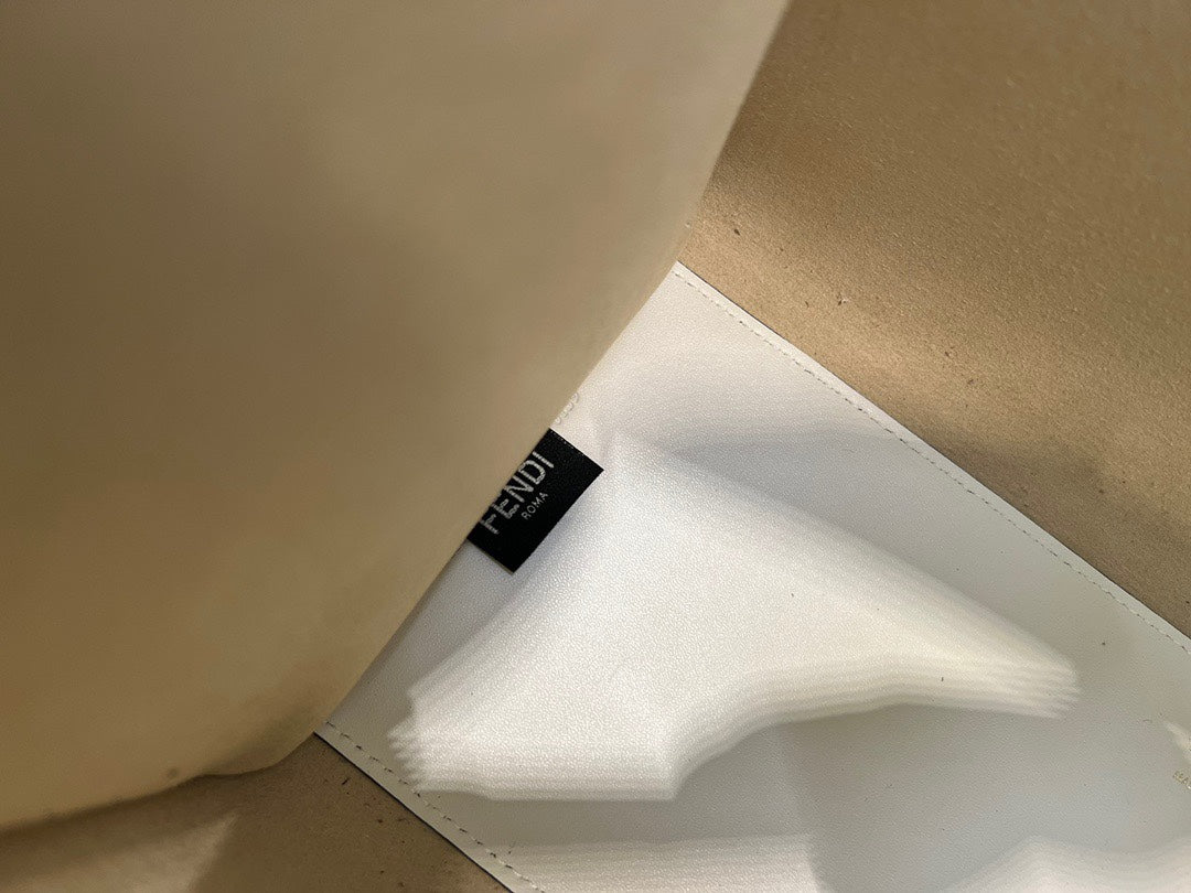 Fendi Sunshine Medium Tote Bag - White Leather with Tortoiseshell Handles