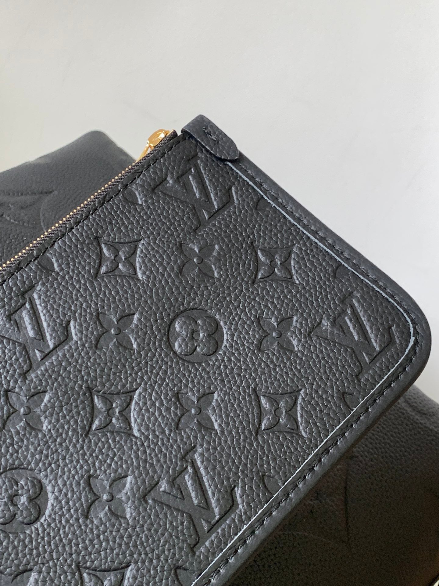 Louis Vuitton Monogram Empreinte Leather Hobo Bag - Black