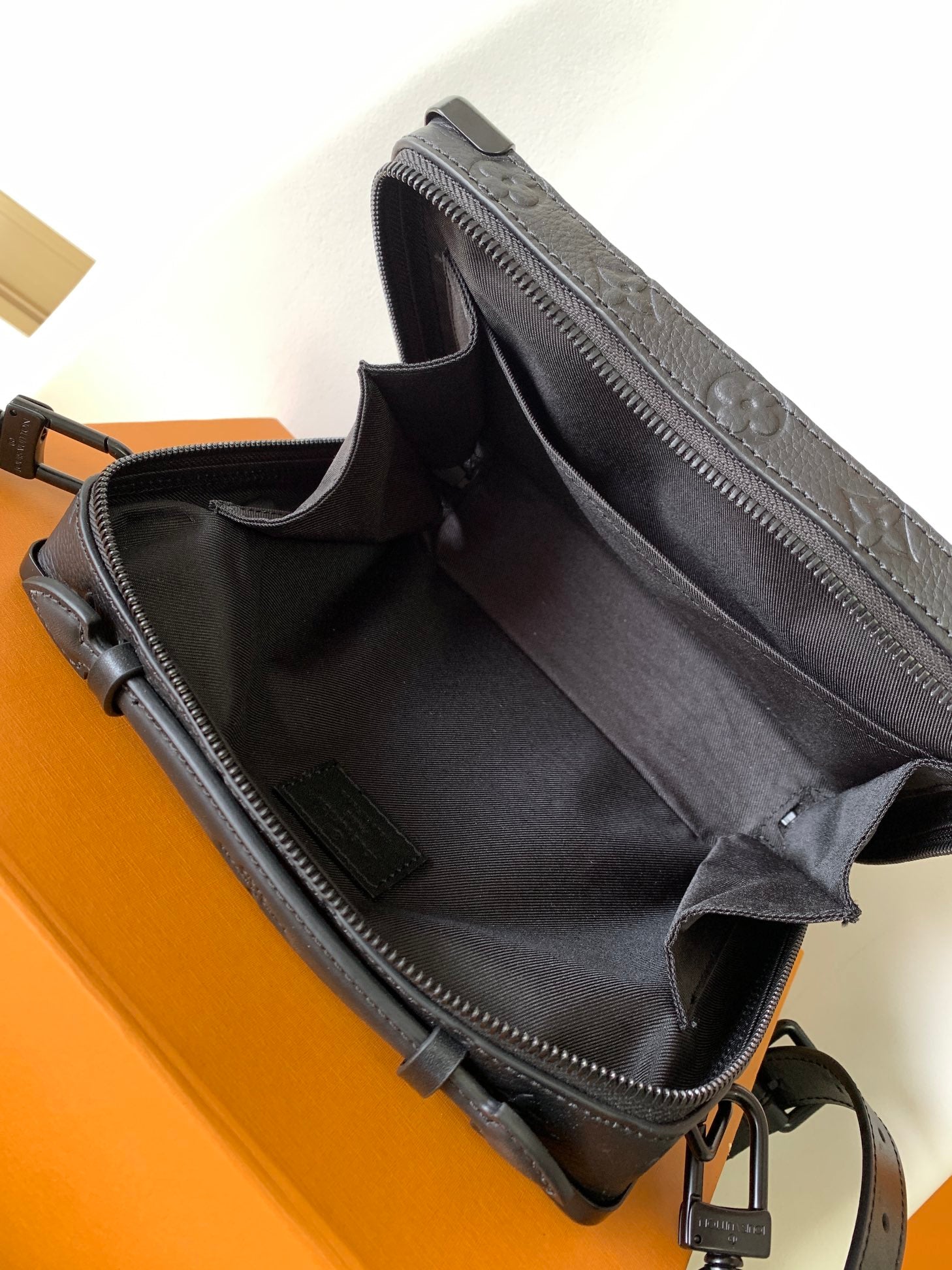 Louis Vuitton Soft Trunk Wallet Monogram Taurillon Leather Black