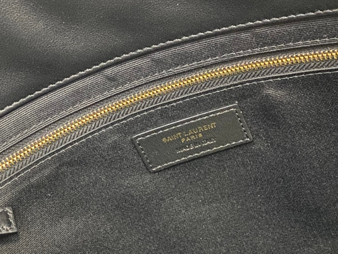 Saint Laurent Icare Maxi Shopping Bag in Quilted Lambskin - Black