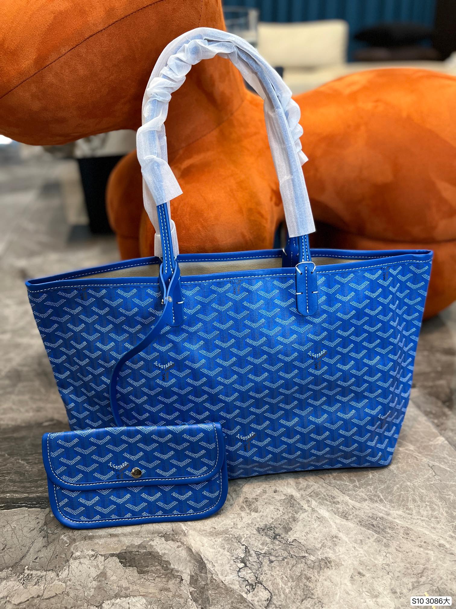 Gogy Classic Chevron Print Tote Bag with Matching Pouch and Leather Trim