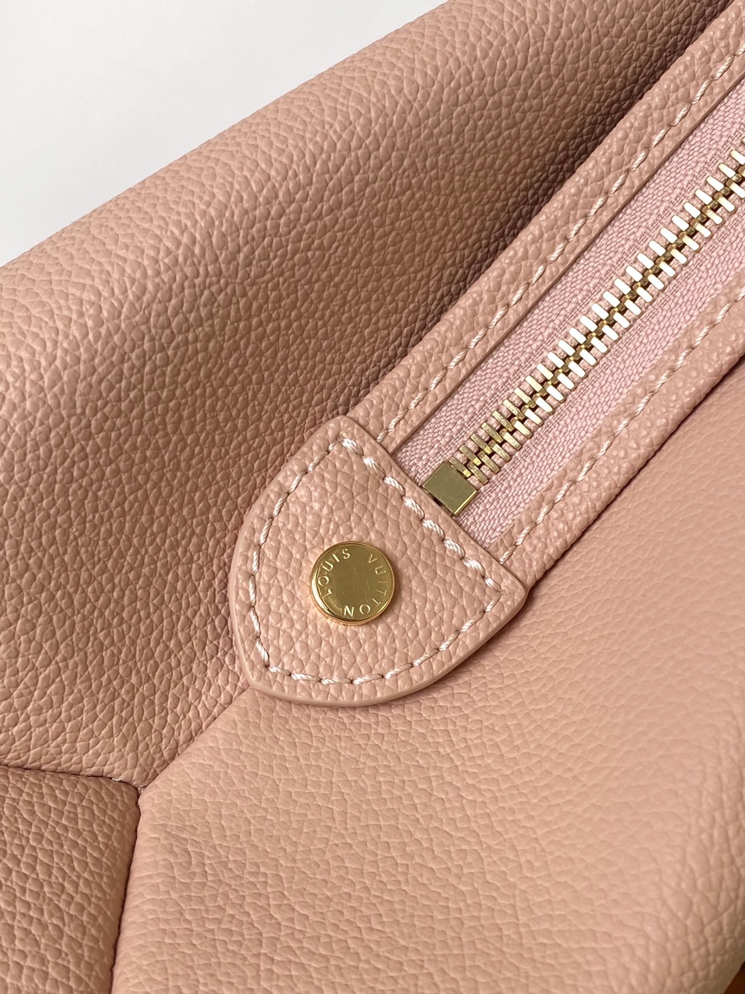 Louis Vuitton Montaigne BB Monogram Empreinte Leather - Rose Trianon / Crème
