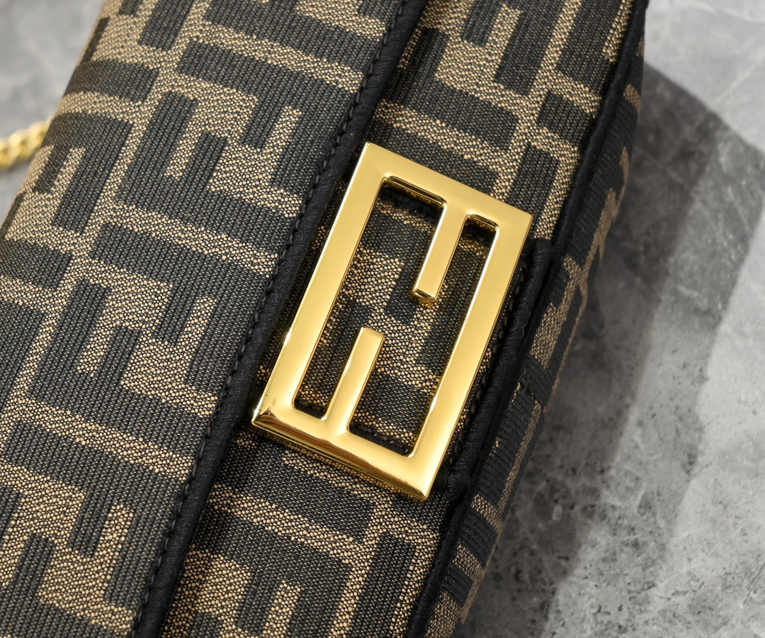Fendi Baguette FF Monogram Canvas Shoulder Bag - Brown/Black