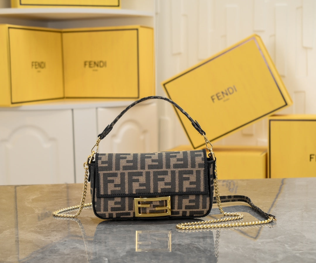 Fendi Baguette FF Monogram Canvas Shoulder Bag - Brown/Black