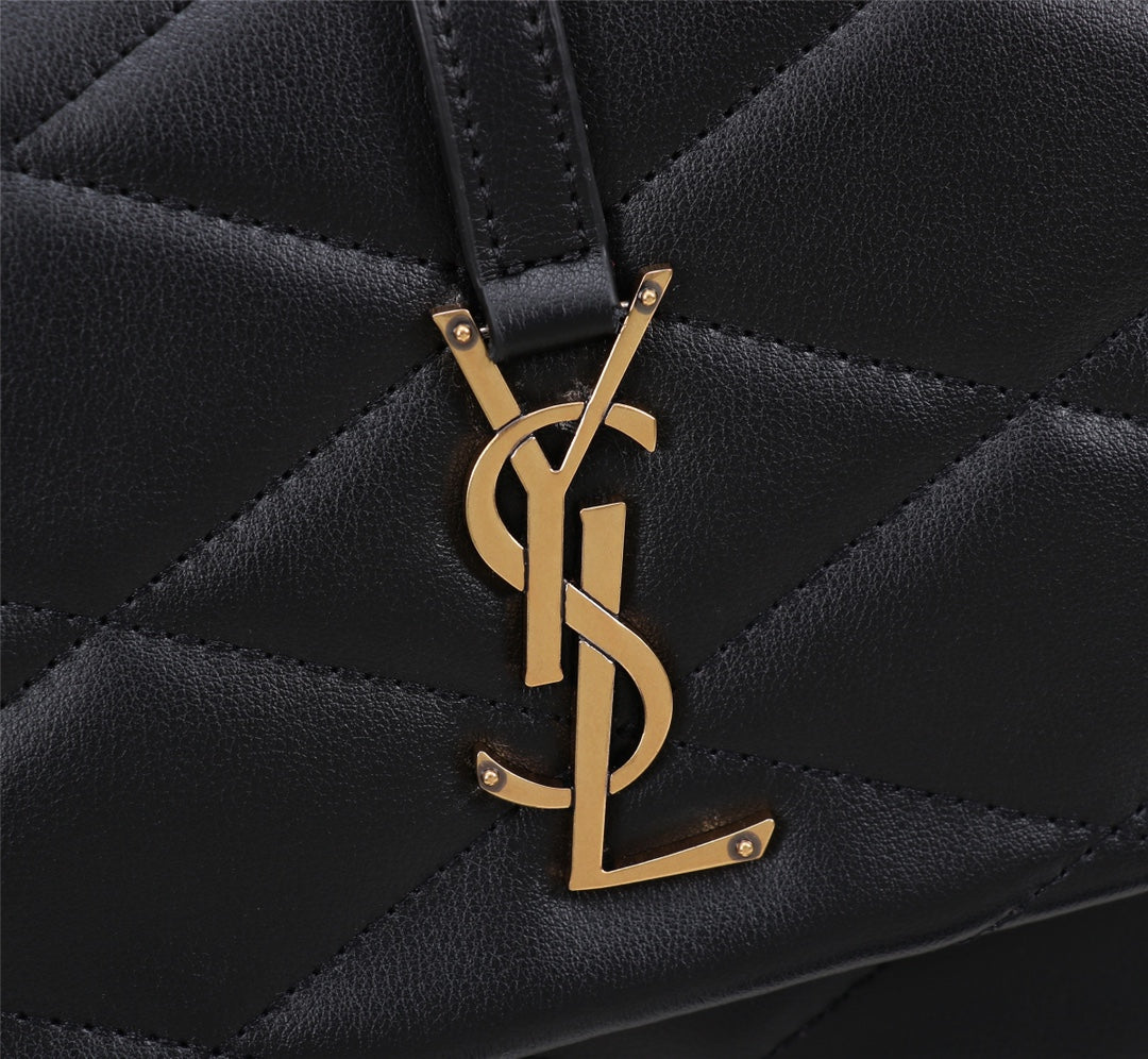 Saint Laurent Le 5 À 7 Large Quilted Leather Shoulder Bag in Black