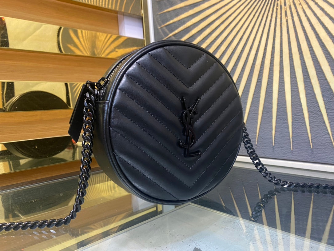 Saint Laurent Vinyle Round Camera Bag in Matelassé Grain de Poudre Embossed Leather