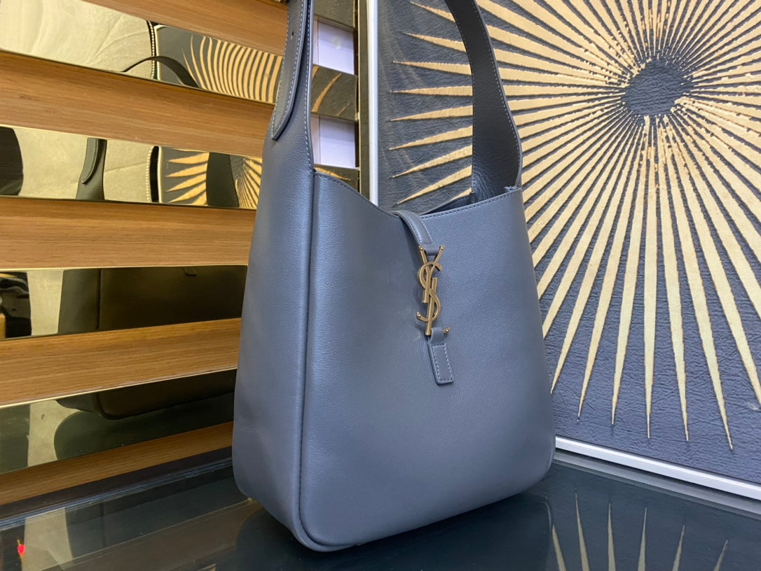 Saint Laurent Le 5 à 7 Large Hobo Bag in Smooth Navy Leather