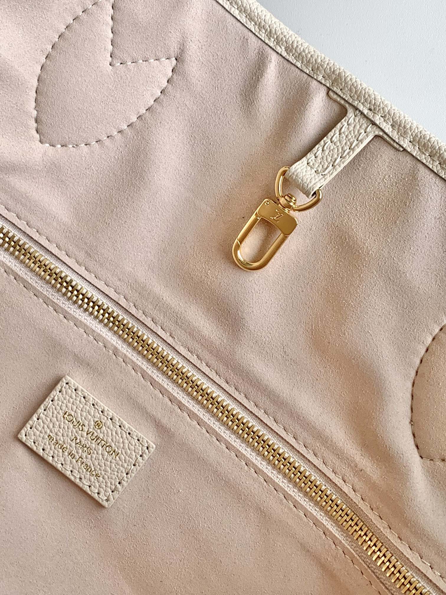 Louis Vuitton Neverfull MM Monogram Empreinte Leather Tote Bag - Beige/Pink