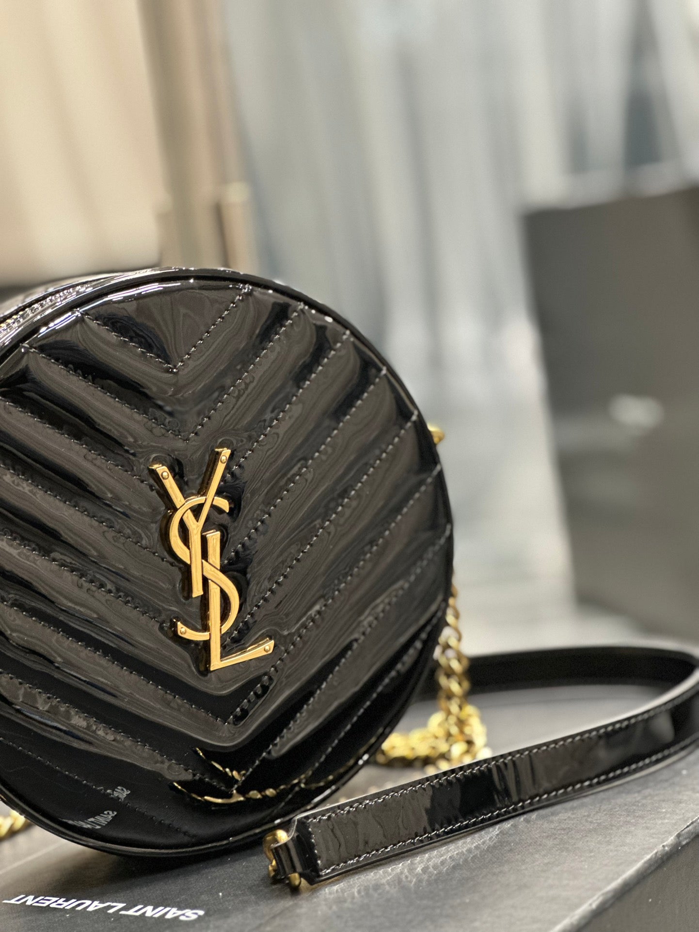 Saint Laurent Vinyle Round Camera Bag in Chevron-Quilted Leather - Black