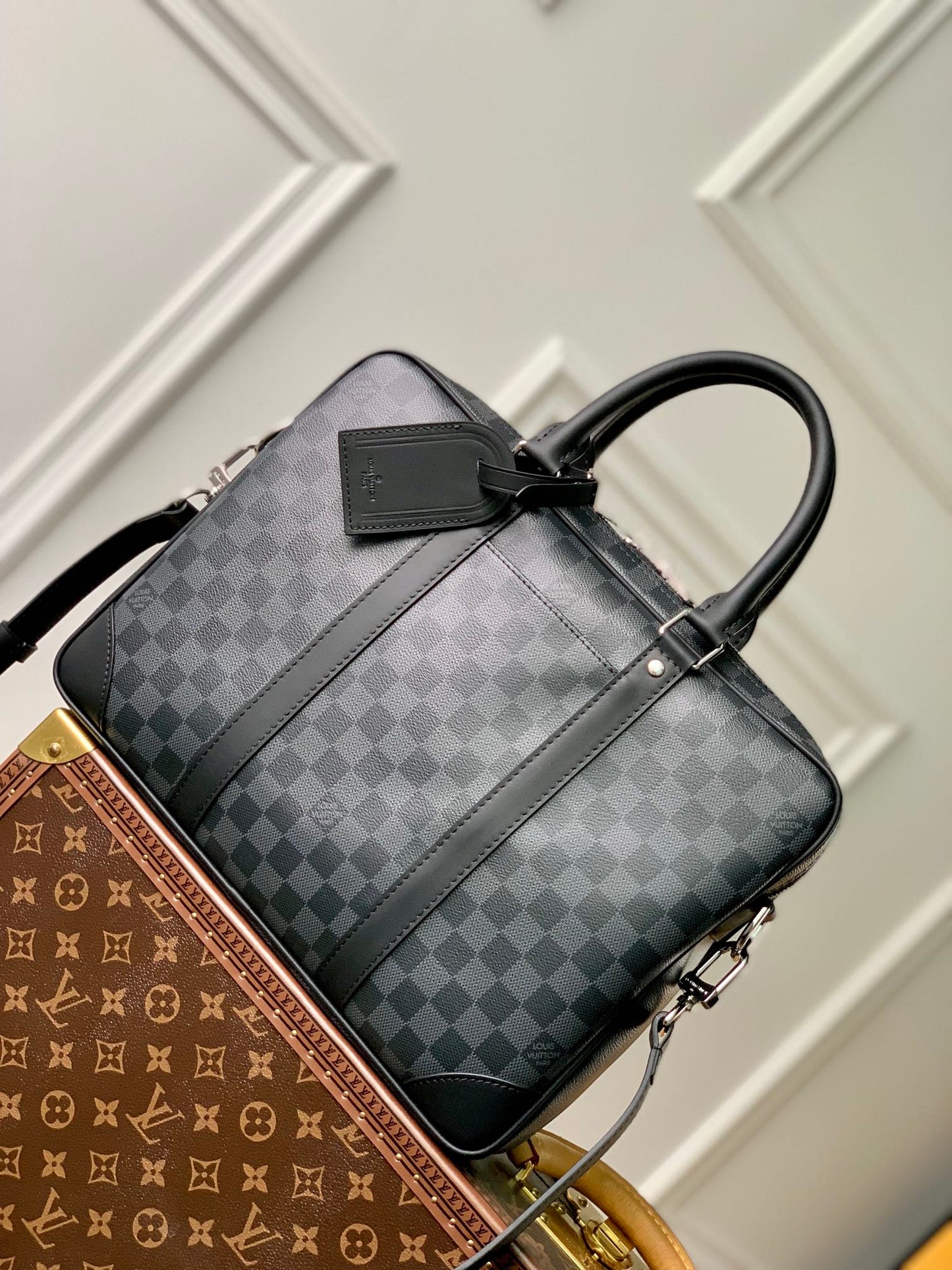 Louis Vuitton Classic Checkerboard Pattern Leather Business Briefcase Bag