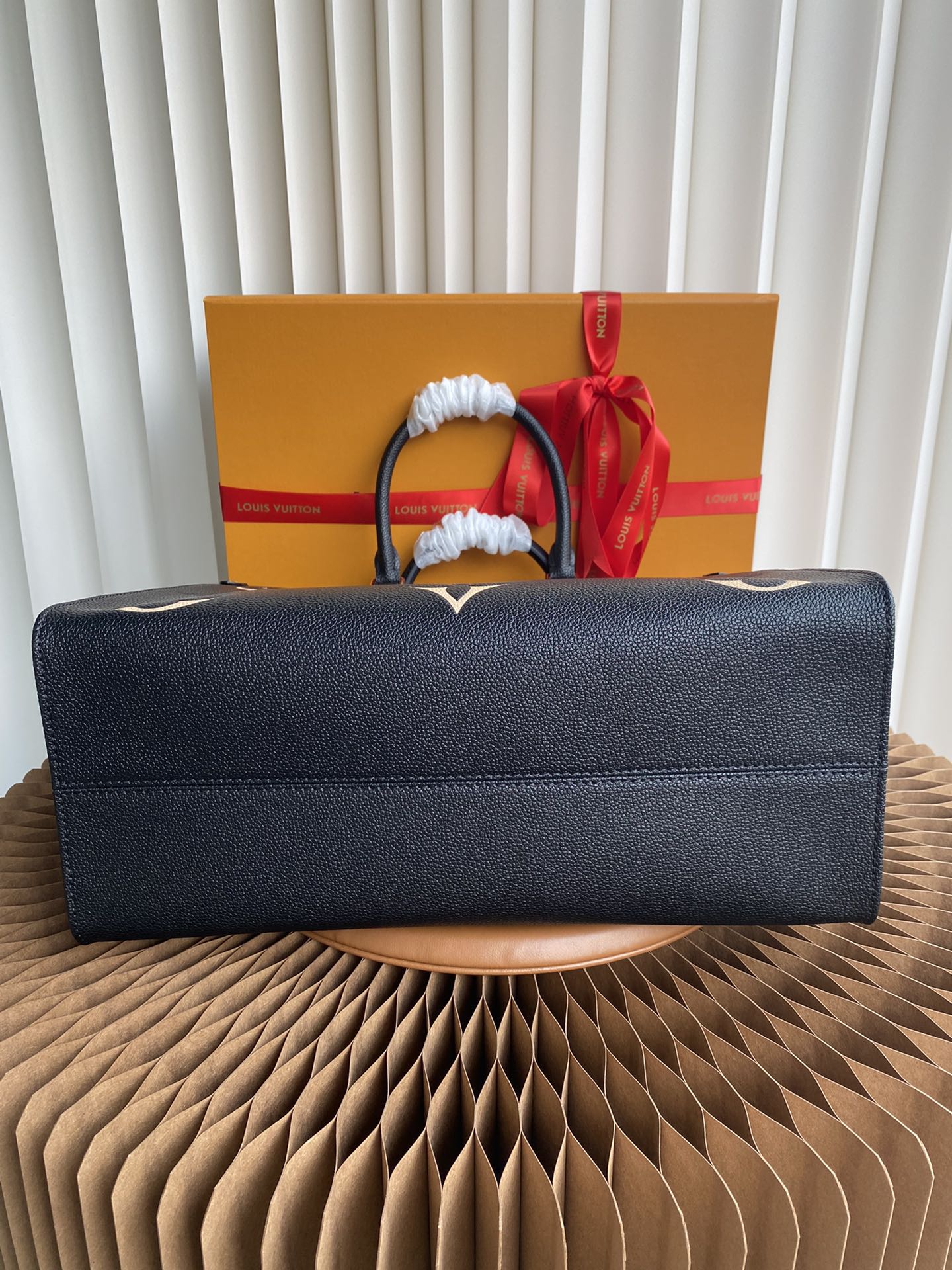 Louis Vuitton Onthego MM Monogram Empreinte Giant Leather Tote Bag - Black/Beige
