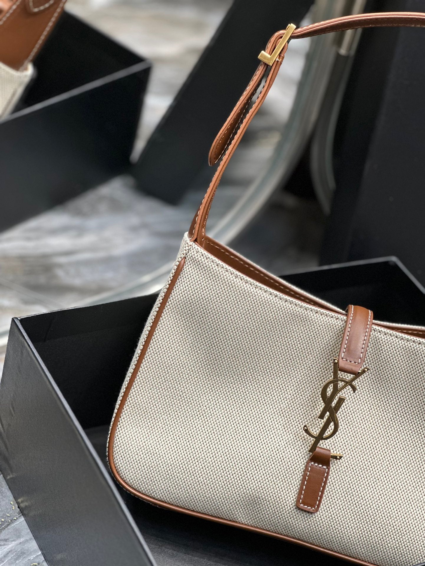 Saint Laurent LE 5 À 7 Hobo Bag in Canvas and Smooth Leather - Beige/Brown