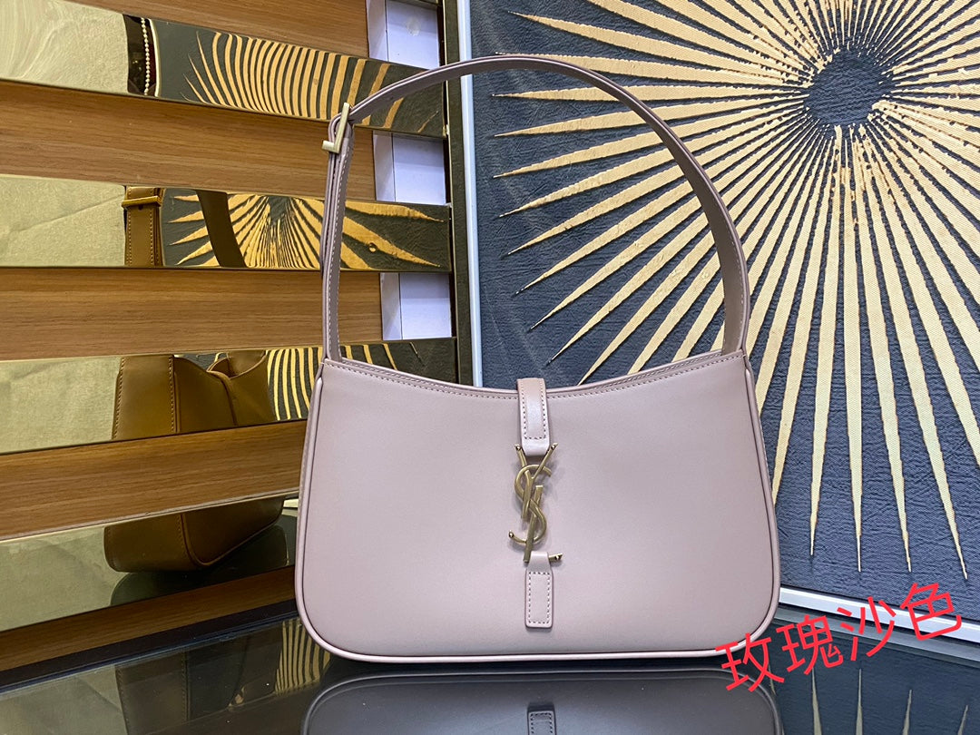 Saint Laurent LE 5 À 7 Hobo Bag in Smooth Leather - Pale Pink