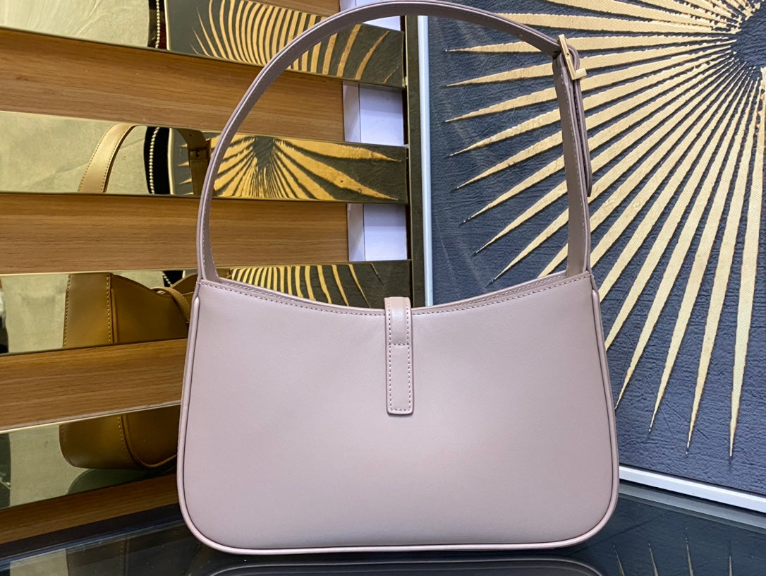 Saint Laurent LE 5 À 7 Hobo Bag in Smooth Leather - Pale Pink