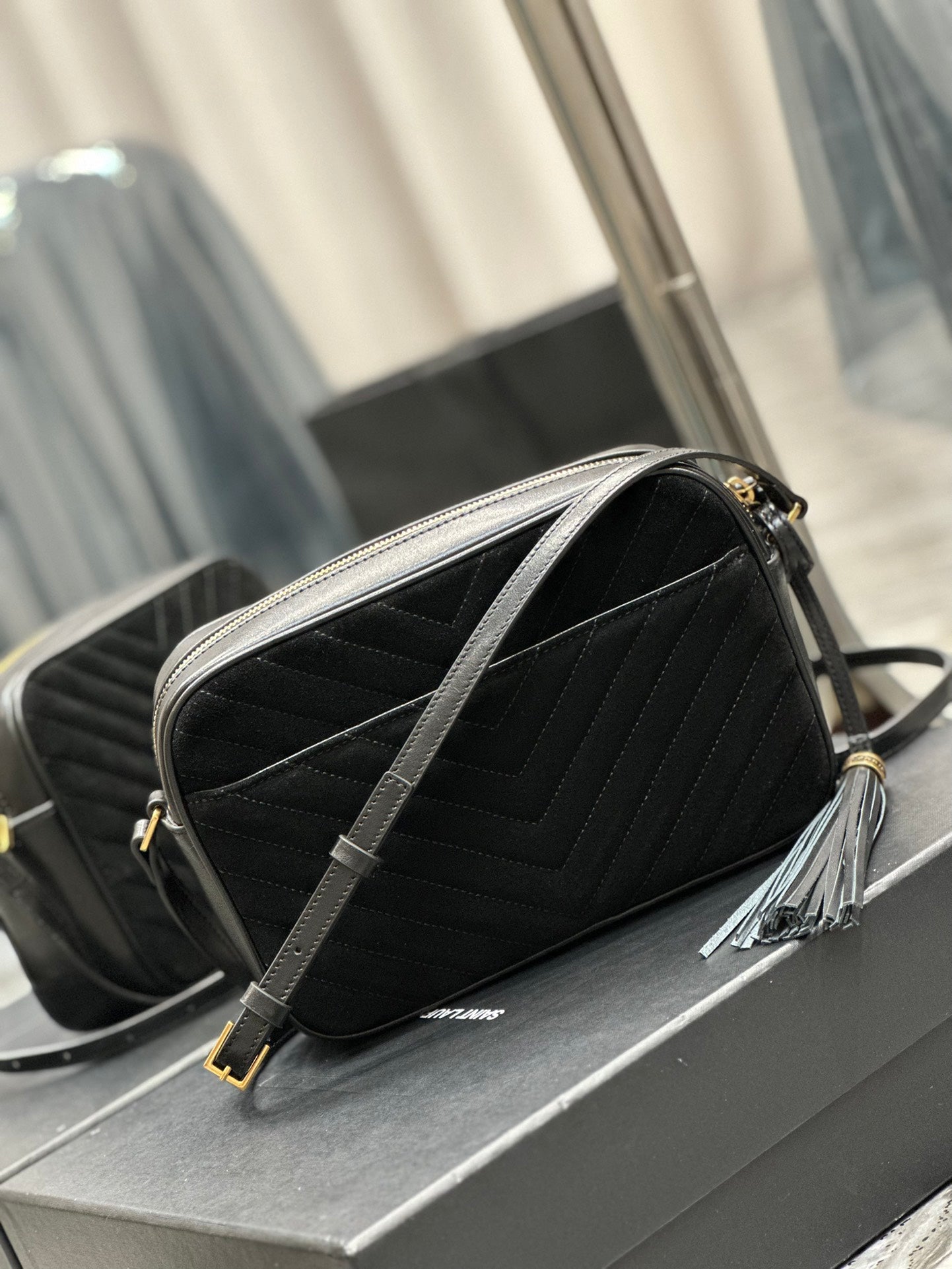 Saint Laurent Lou Medium Camera Bag in Quilted Leather - Black Gold
