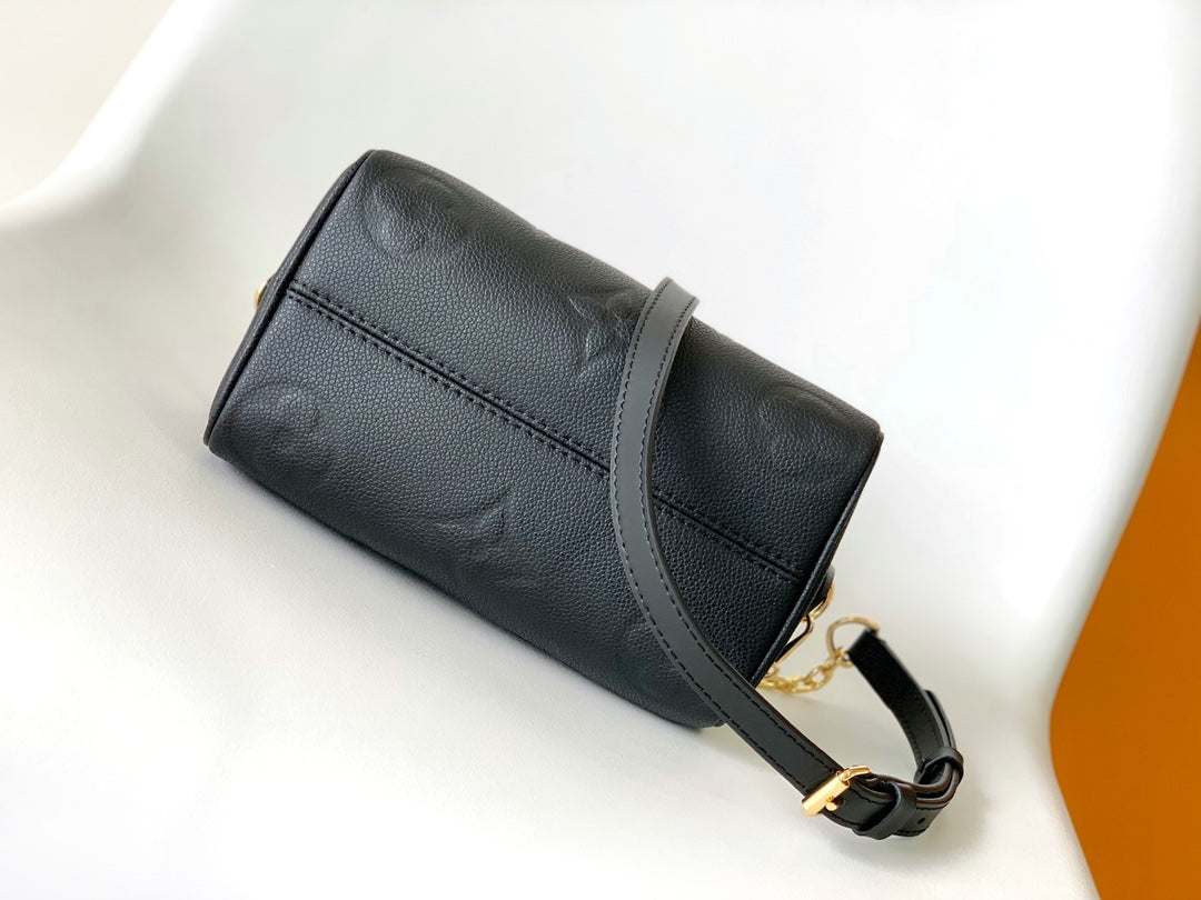 Louis Vuitton Speedy Bandoulière 20 Monogram Empreinte Leather Bag - Noir