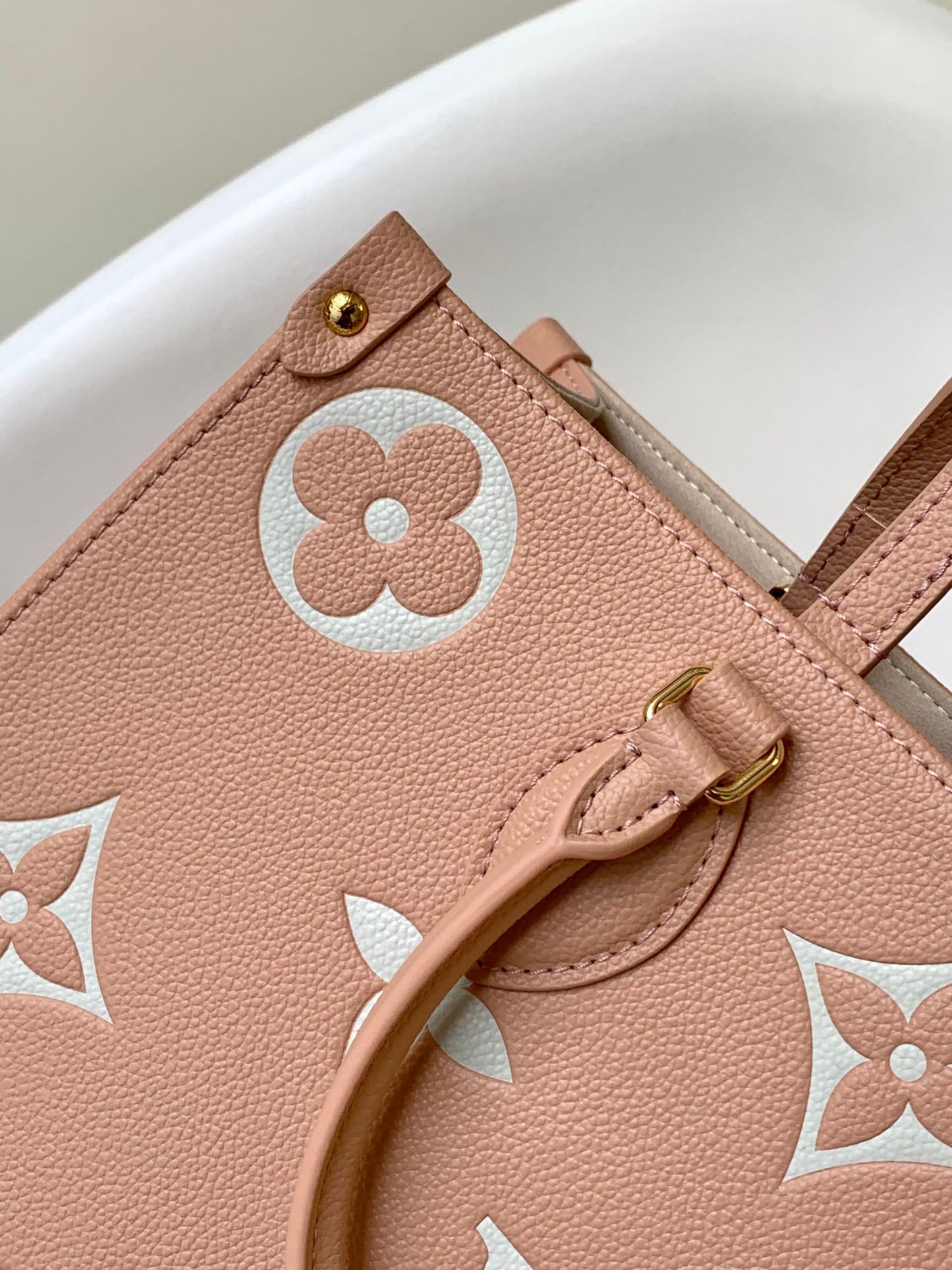 Louis Vuitton Onthego MM Monogram Empreinte Leather Tote Bag - Pink