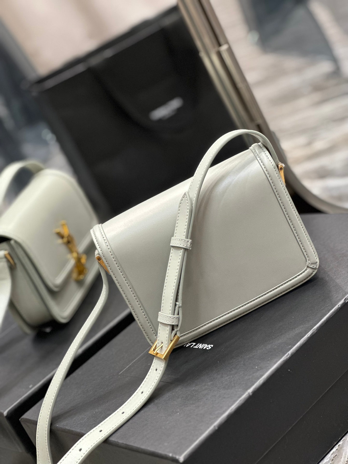 Saint Laurent Solferino Small Shoulder Bag in Box Saint Laurent Leather - Off-White