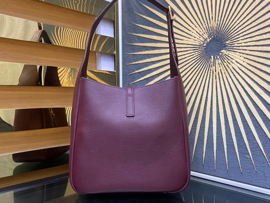 Saint Laurent Le 5 à 7 Small Hobo Bag in Burgundy Leather with Gold Logo