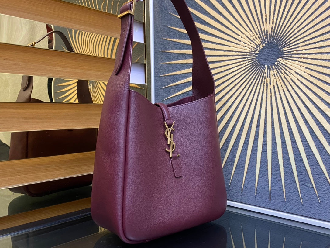 Saint Laurent Le 5 à 7 Small Hobo Bag in Burgundy Leather with Gold Logo