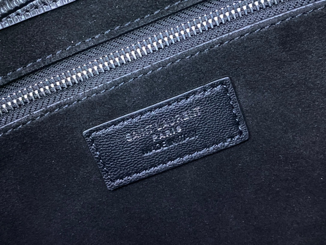 Saint Laurent Le 5 à 7 Lizard-Embossed Leather Hobo Bag - Black