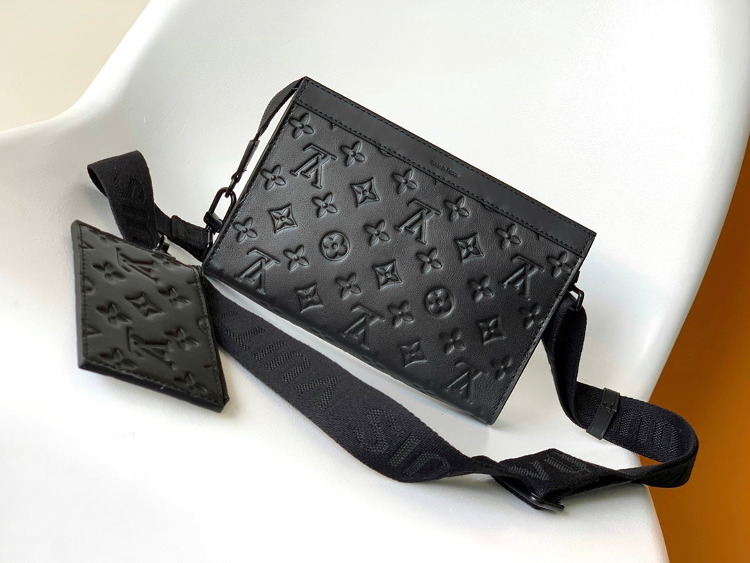 Louis Vuitton Trio Messenger Monogram Shadow Leather - Black Crossbody Bag