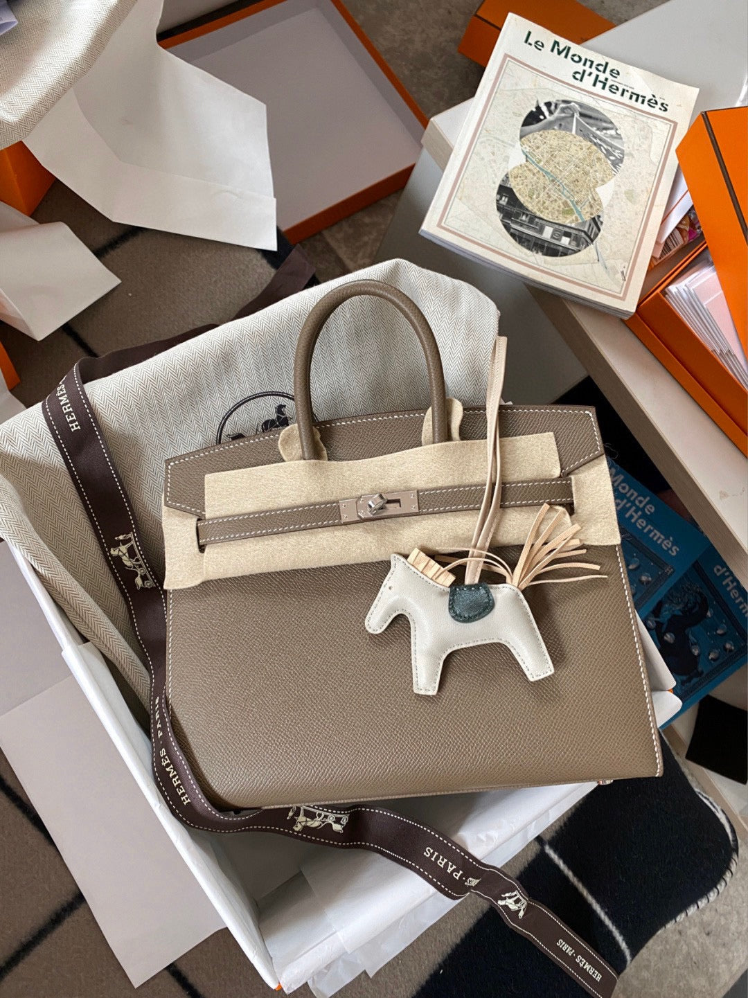 Hermès Birkin Handbag in Taupe Grained Leather with Palladium Hardware and Rodeo Horse Charm