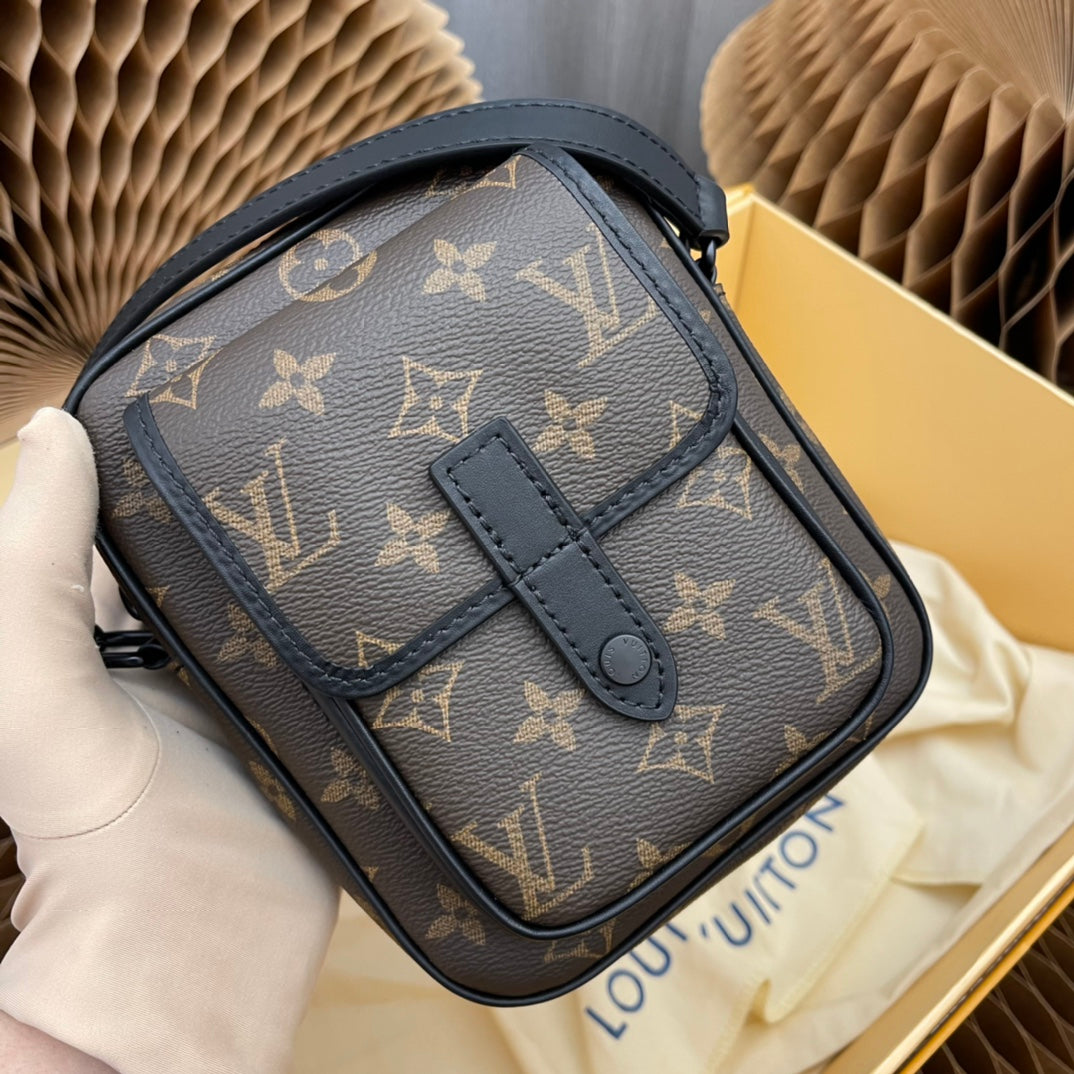 Louis Vuitton Amazon Messenger Bag Monogram Macassar Canvas - Brown/Black