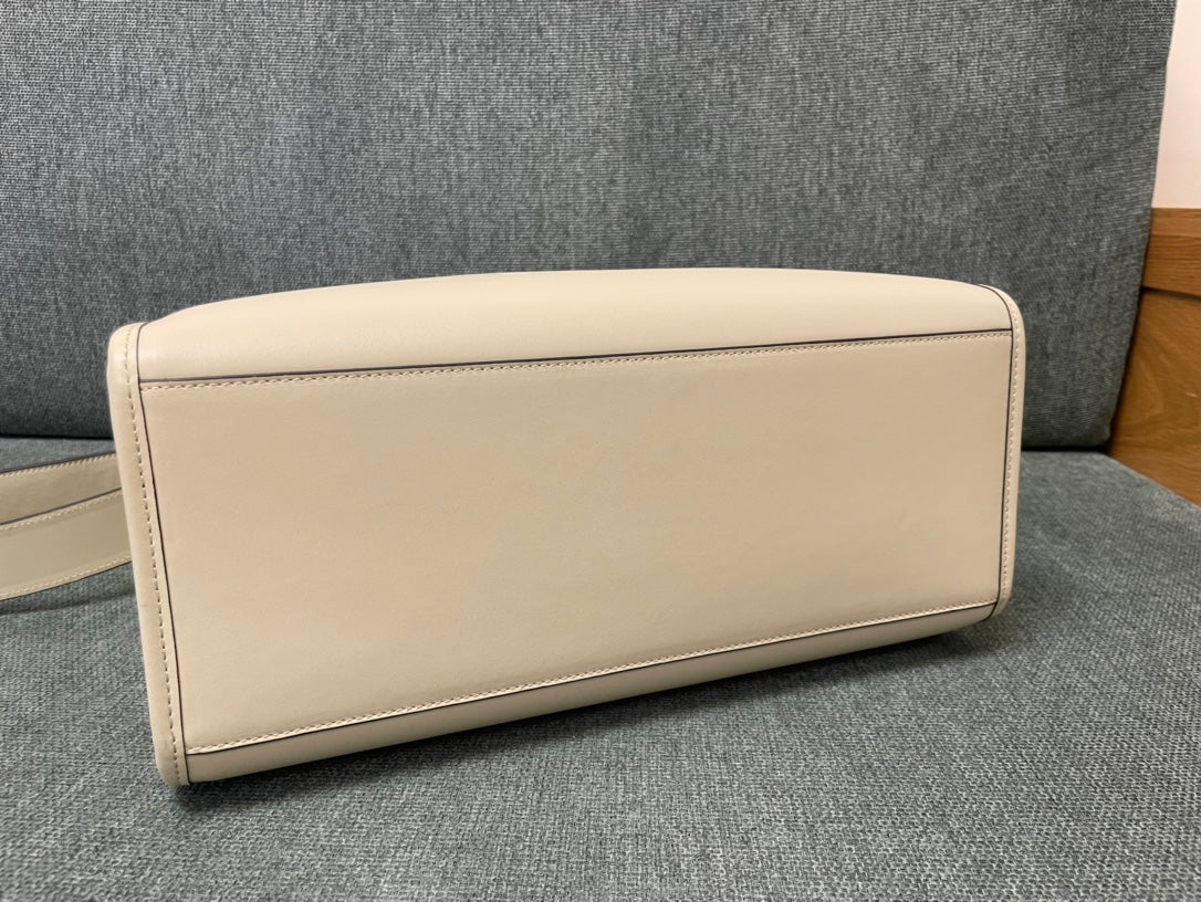 Fendi Sunshine Medium Roma Logo Embossed Leather Tote Bag - Beige