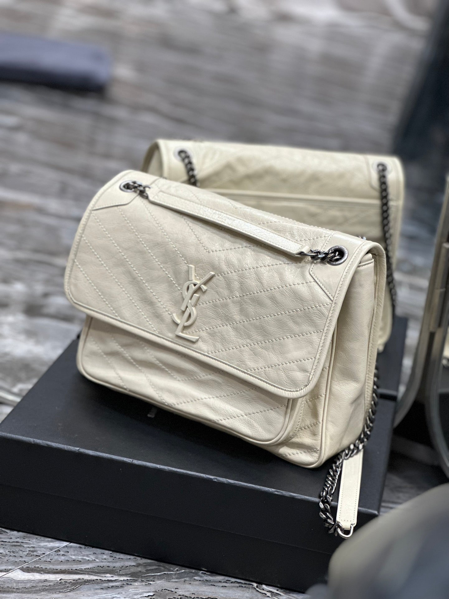 Saint Laurent Niki Medium Shoulder Bag in Crinkled Vintage Leather - Off-White