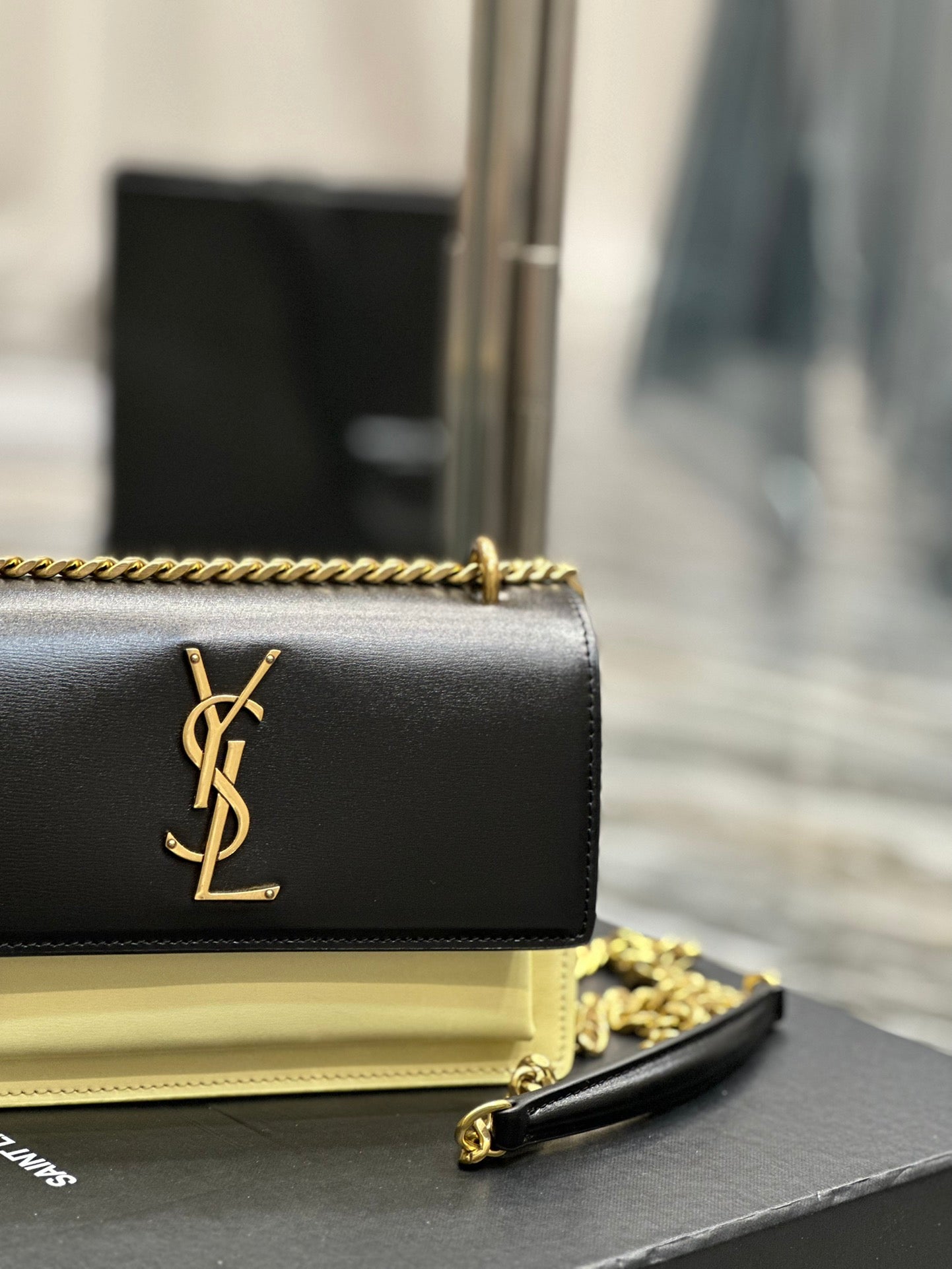 Saint Laurent Sunset Medium Chain Shoulder Bag - Black &amp; Yellow Leather